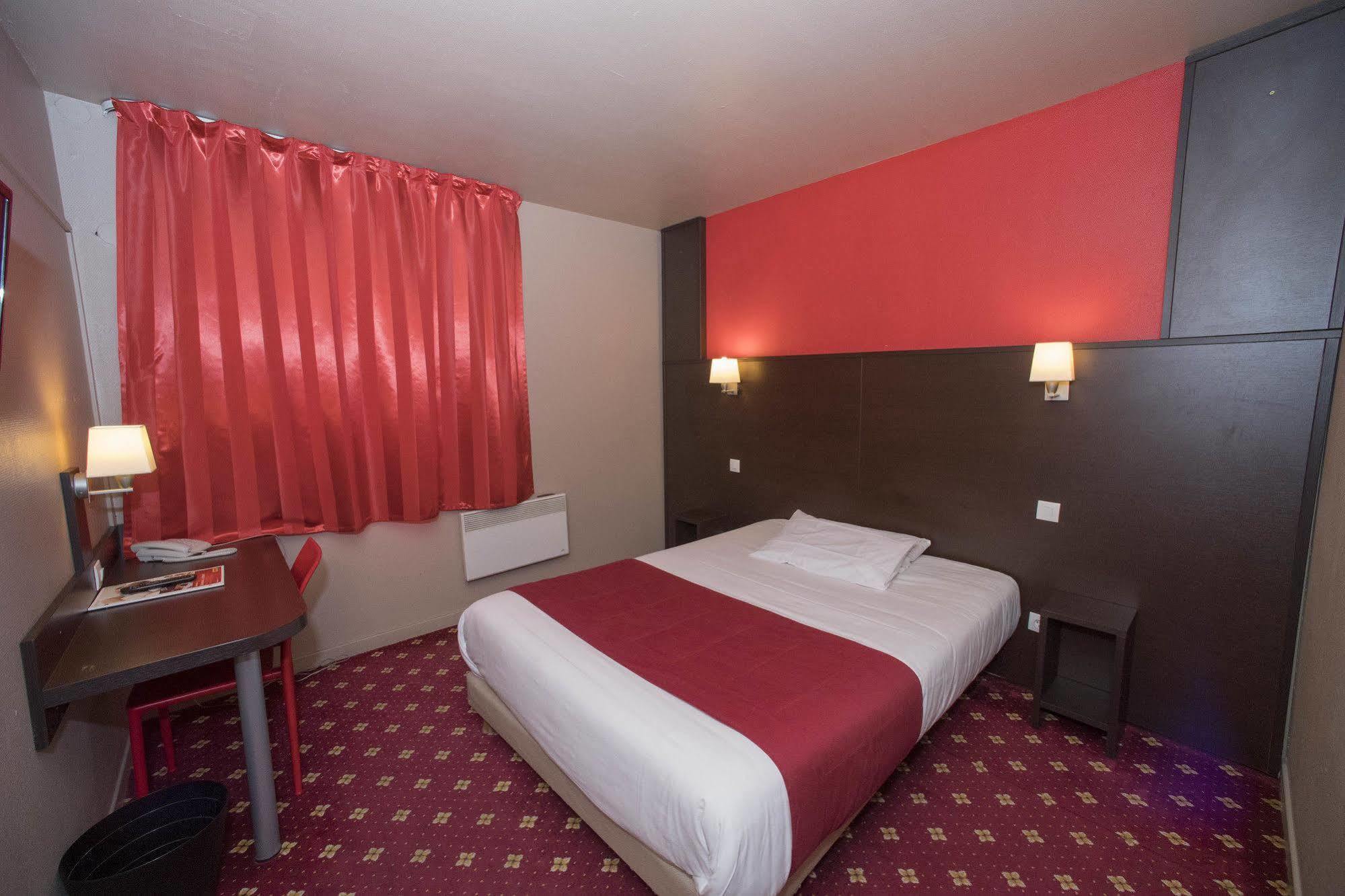 Hotel Restaurant Kyriad Direct Dijon Nord - Zenith - Toison D'Or المظهر الخارجي الصورة