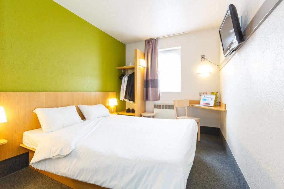 Hotel Restaurant Kyriad Direct Dijon Nord - Zenith - Toison D'Or المظهر الخارجي الصورة