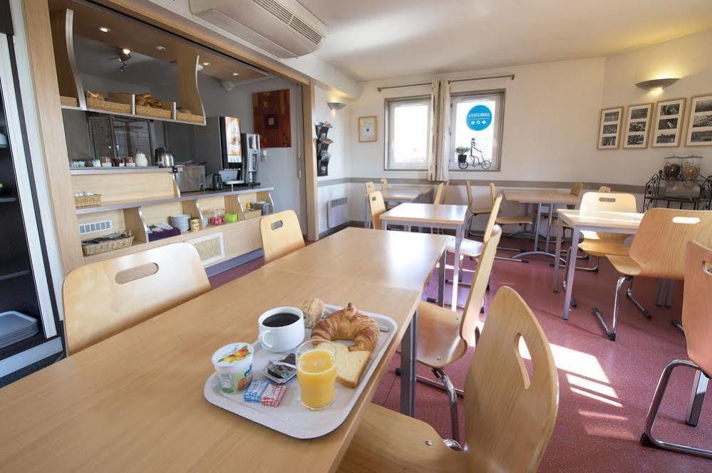 Hotel Restaurant Kyriad Direct Dijon Nord - Zenith - Toison D'Or المظهر الخارجي الصورة